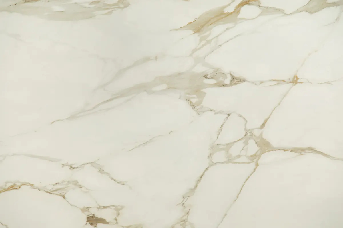HanStone Calacatta Solara surface